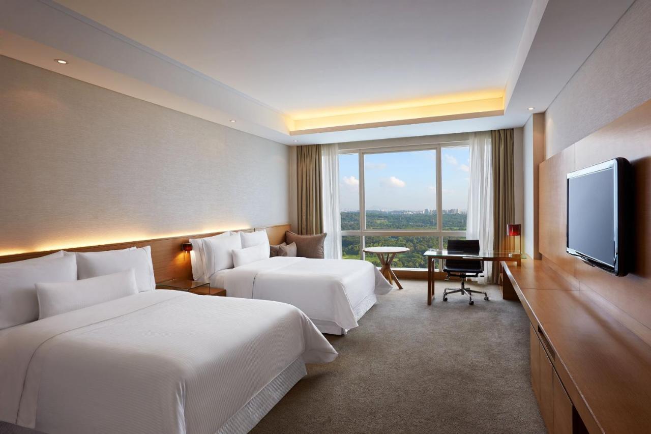 Executive Club Room Twin Bed Lounge Access on Spa,1566982550:JPEG